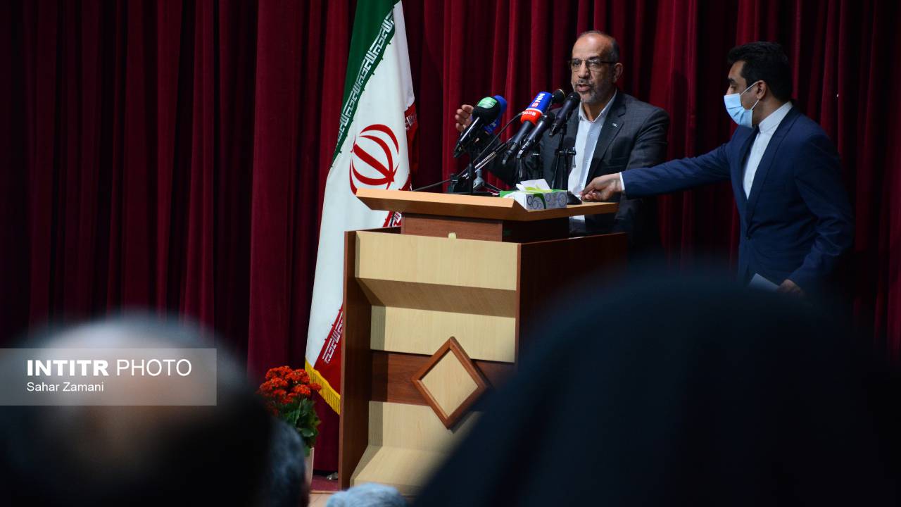 مراسم تقدیر از خادمان سلامت نوروزی